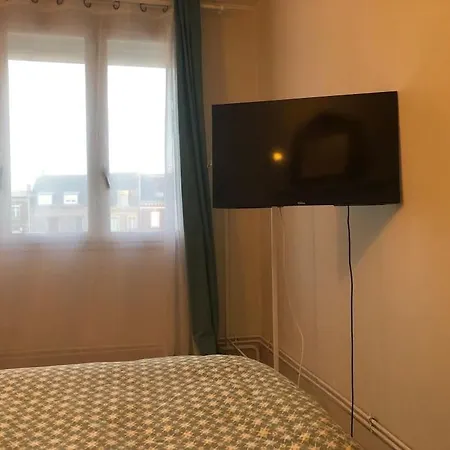 Lägenhet Grand Avec Petite Vue *